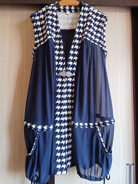 Костюм двойка, брюки и блузки