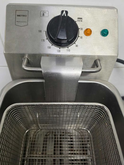 Професионален фритюрник METRO Professional 2.5kW