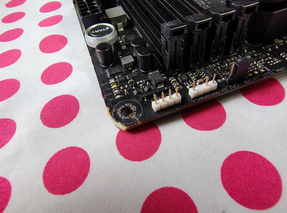 Placa de baza ASUS STRIX Z790-F GAMING WIFI, DDR 5 Socket 1700.