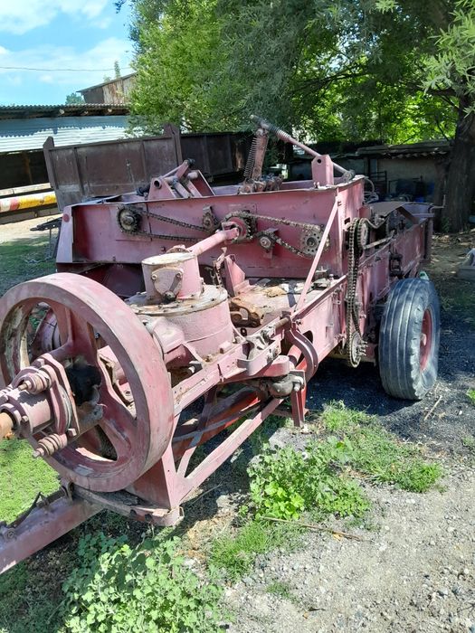 Продам пресс подборщик киргизстан