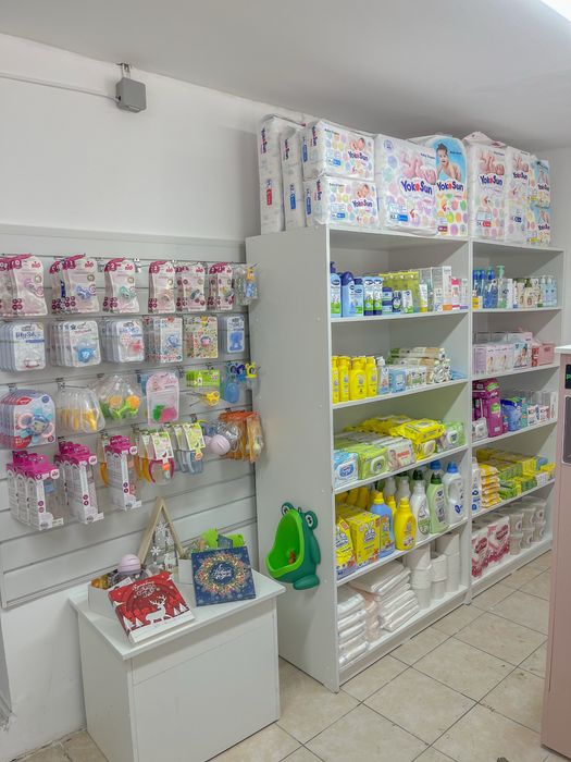 Продается оборудование для магазина