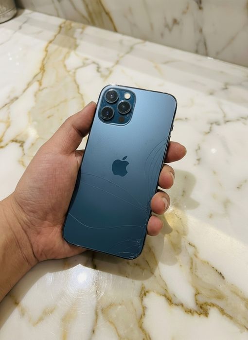 Срочно продам iPhone 12pro 128gb
