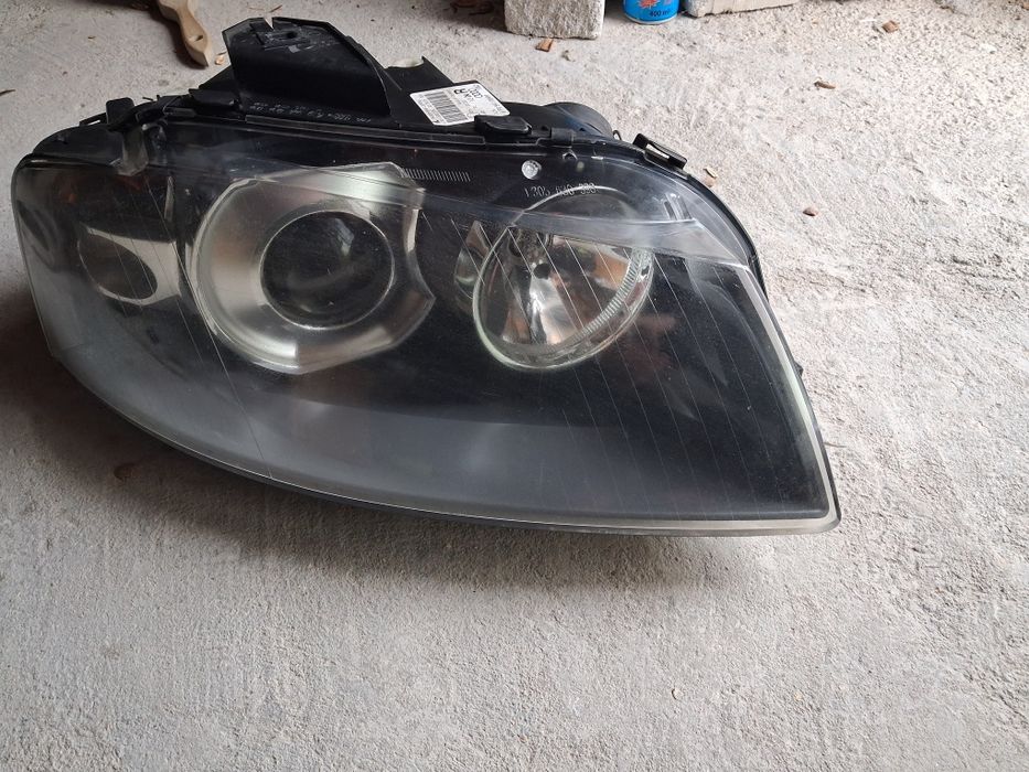 Оригинални немски ксенон фарове за Ауди А3