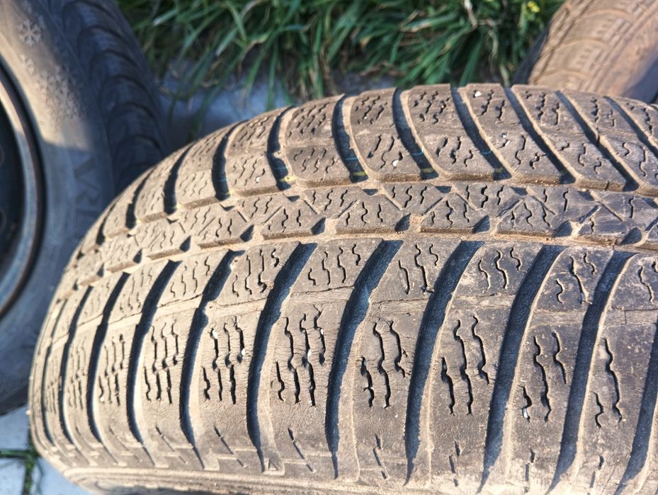 Зимни гуми с джанти от  Пежо