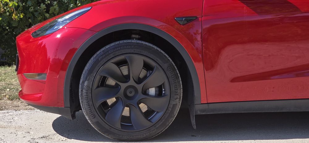 Tesla Model Y Dual Motor Long Range