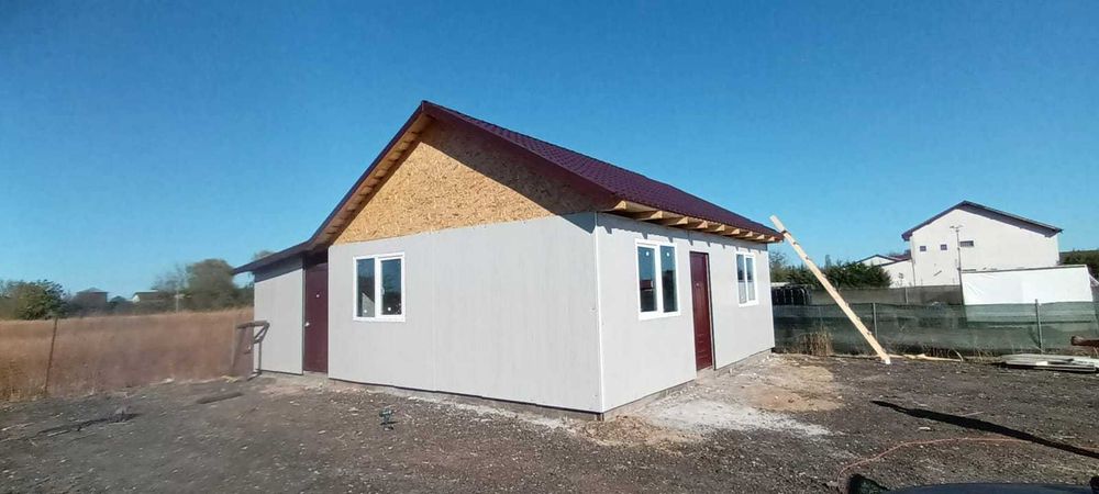 Casa Modulara, Garaje Auto si Containere din structura metalica si panou sandwich termoizolant