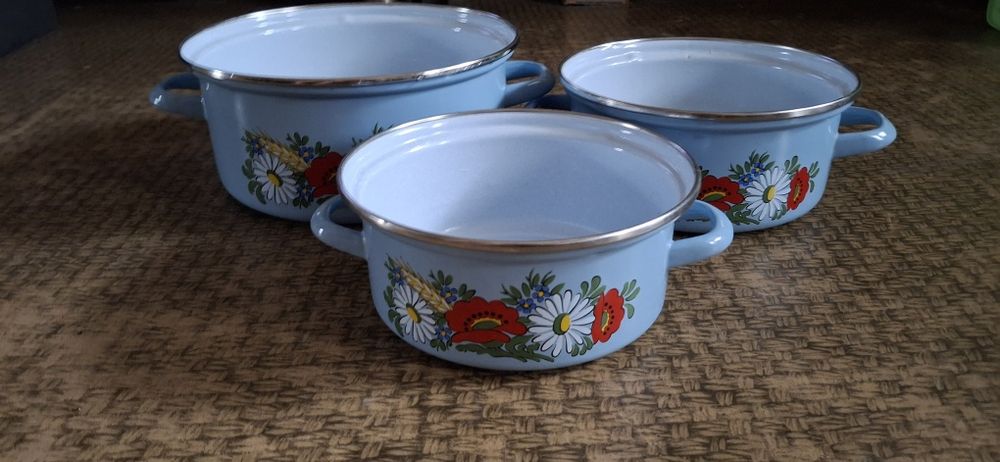 Набор кастрюль из 3 штук