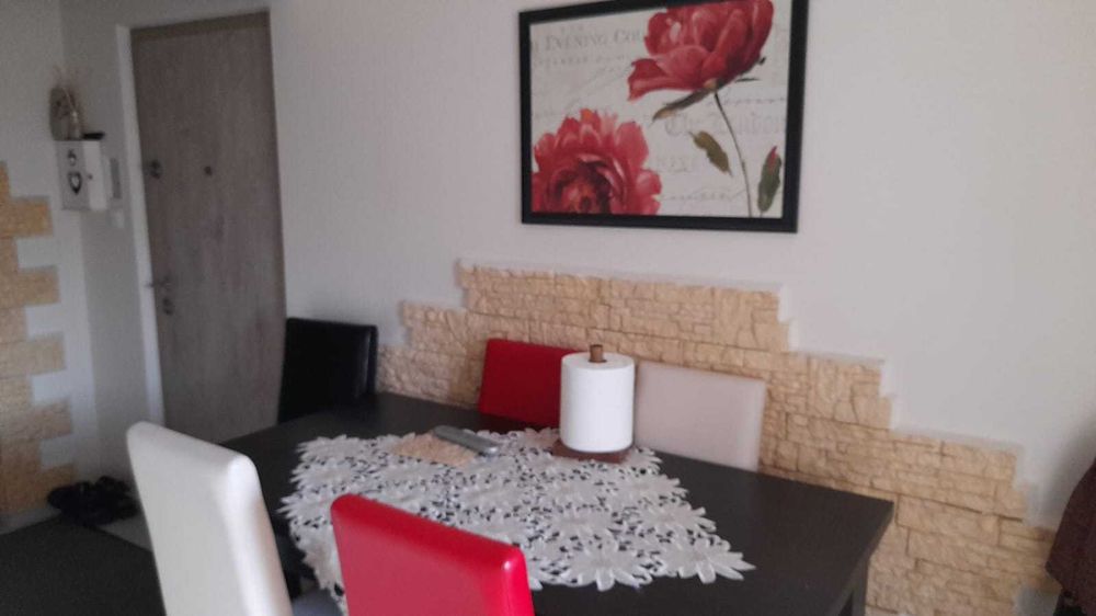 Dau in chirie apartament 4 camere