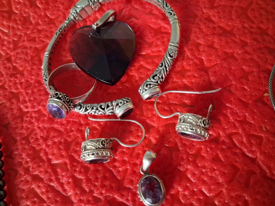 Set bijuterii din argint 925  cu ametist .