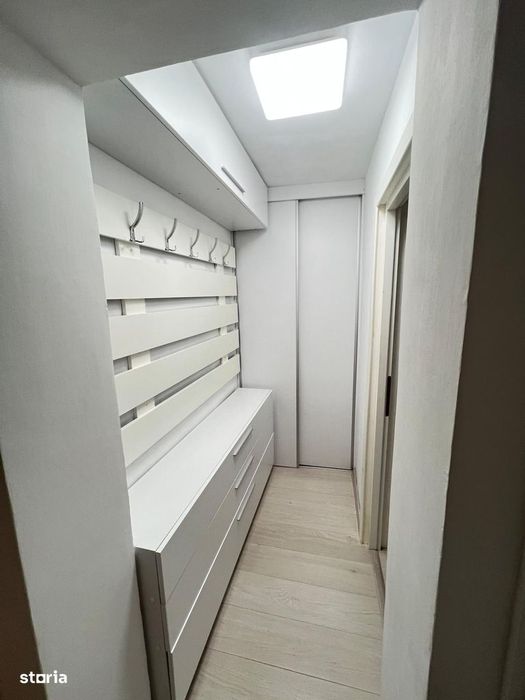 Apartament cu 3 camere , mobilat si utilat, in centru