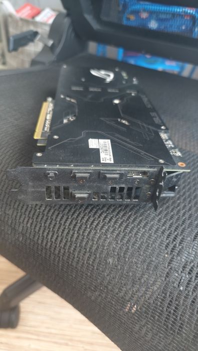 Видеокарта Asus rog strix rtx 2060 super oc 8gb 256 bit