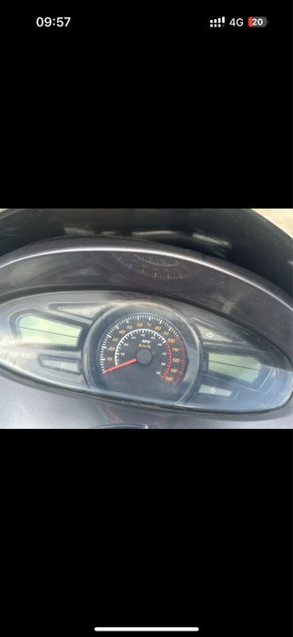 Продам скутер 150 кубов