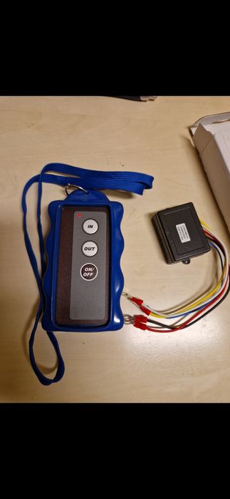 Telecomanda troliu 12v-24v universala