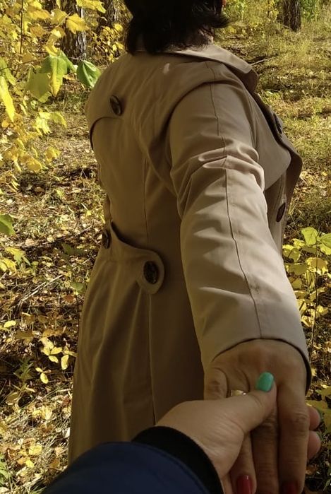 Плащ шикарный на 48 размер