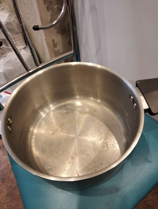 Продам кастрюлю больше, чайник