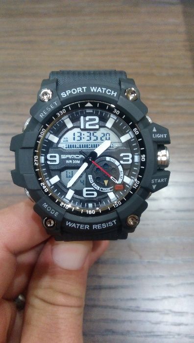 Часовник - водоустойчив