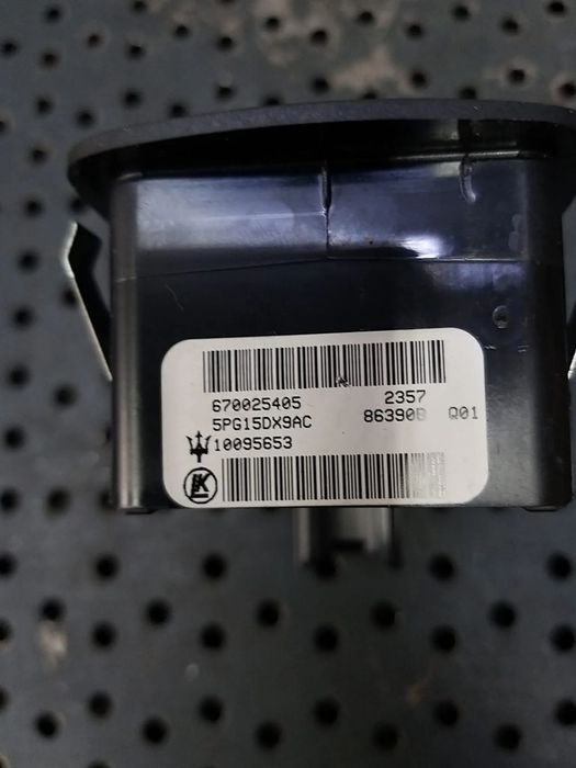 Buton geam electric dreapta fata maserati ghibli m157 670025405