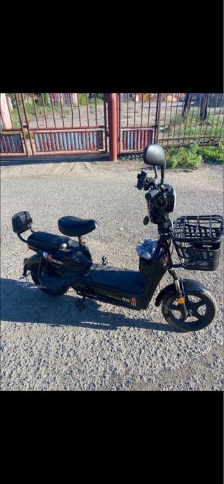 Электроскутер ск8