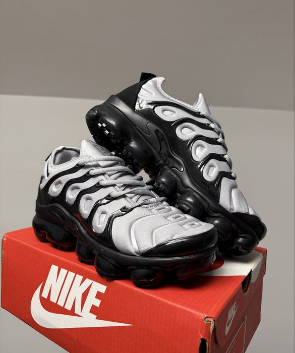 Nike Vapor Max Plus Grey Black