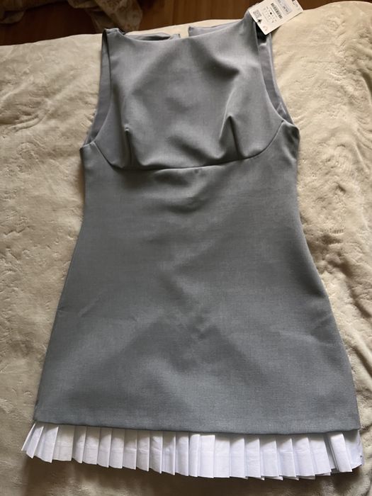 Платье Zara новое