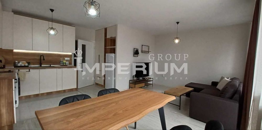 Дава се под наем Двустаен апартамент в Варна, Операта - 60 кв.м за 714 € - Снимка #1