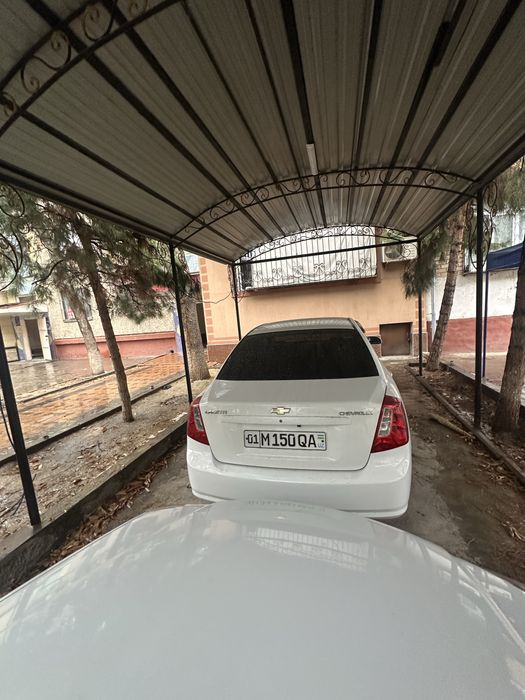 Lacetti 1.8 mator sotiladi ozimzaniki