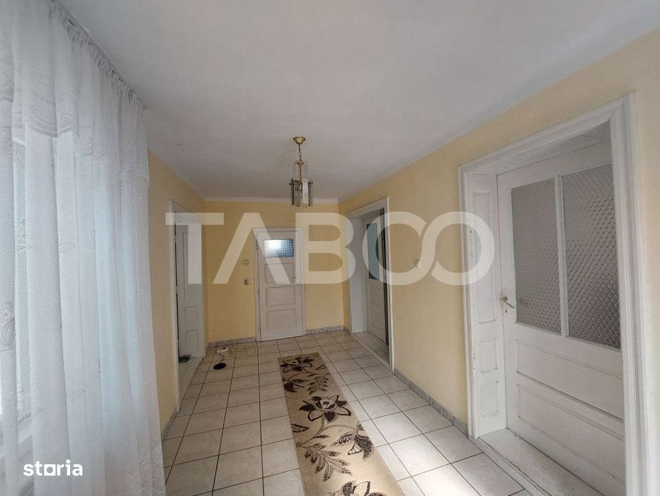 Casa individuala de vanzare cu teren de 1108 mp in Sacel Sibiu