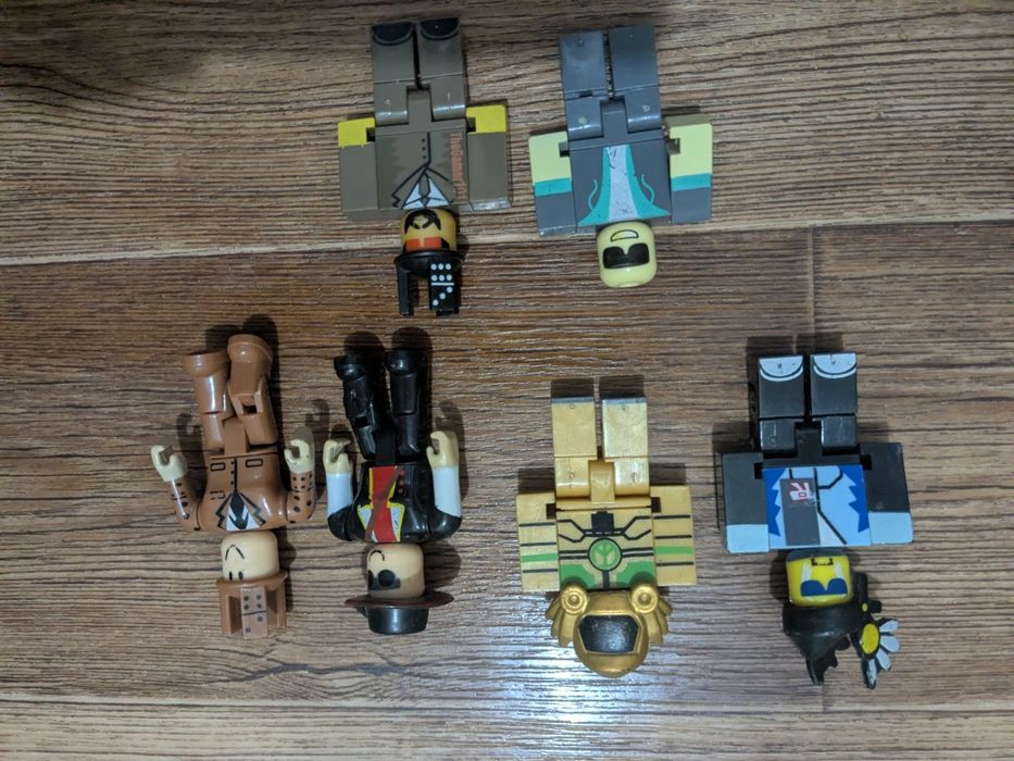 Игрушки Roblox , рыцари, др. для мальчиков б/у по 1000