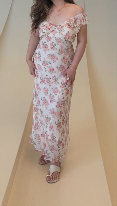 Продажа платьев(черный,синий,розовый)