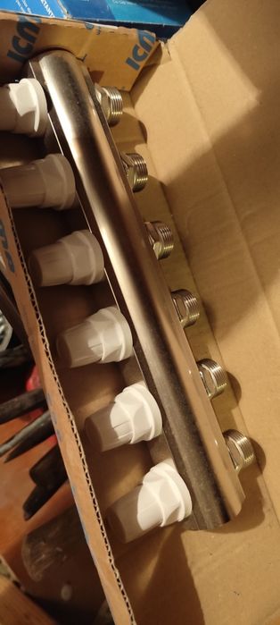 Teava cleme si distribuitor