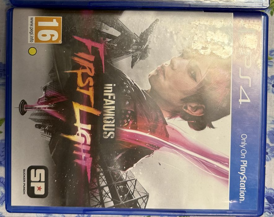 Joc PS4 GTA5 si Infamous