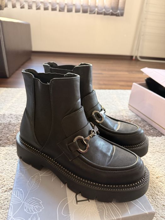 Боти - без забележки