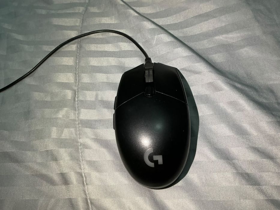 Компьютерная игровая мышка Logitech g102