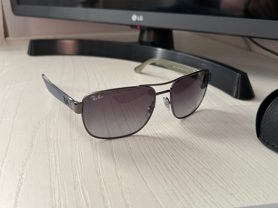 Очила RayBan RB 3530