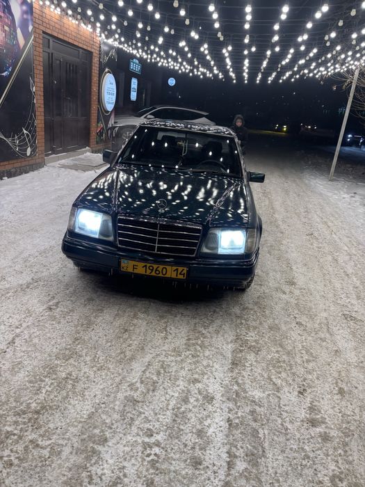 Мерседес 124  двигатель 111