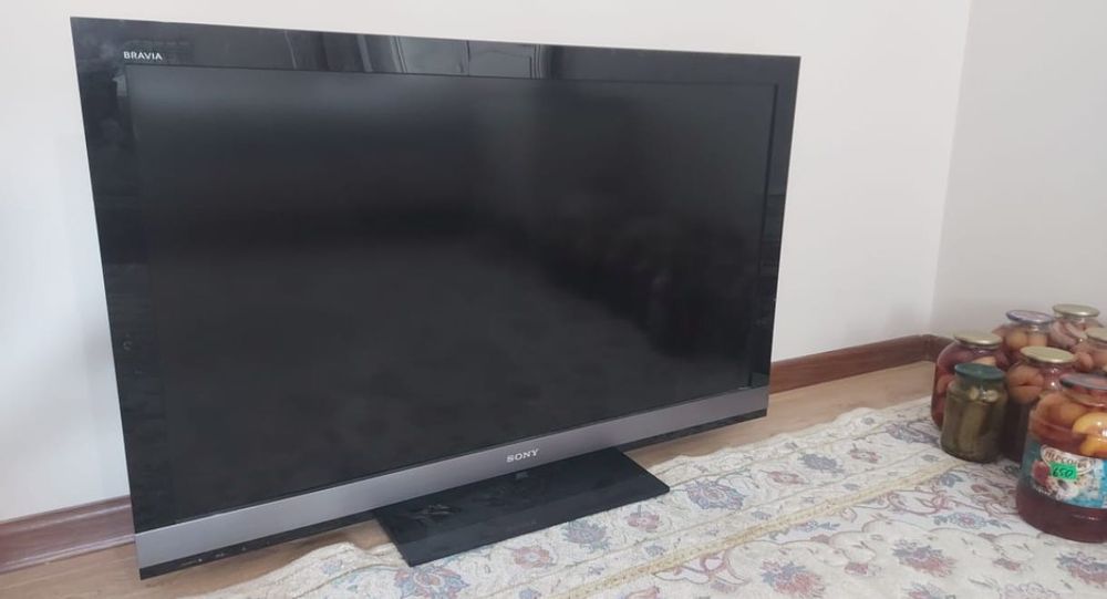 Смарт телевизор Sony Bravia 120 см WiFi YouTube