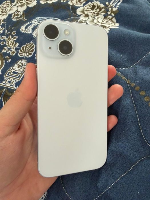 Продам Iphone 15