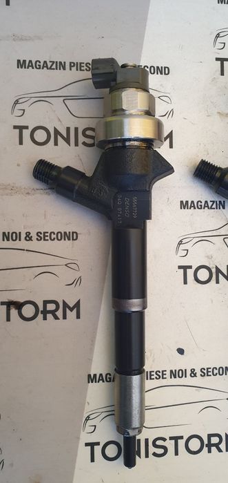 Injector Opel Astra J, Mokka, Meriva B, 1.7cdti, gm 55567729