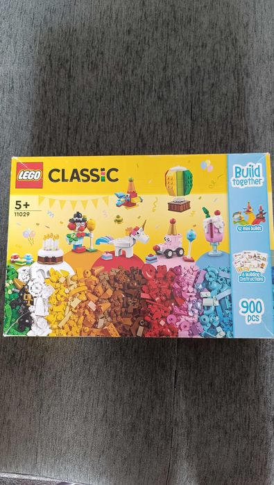 Лего Classic 5+900 части