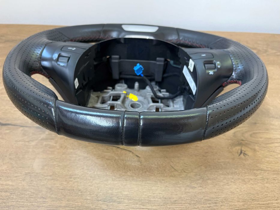 Оригинален с перфорирана кожа Мулти волан Peugeot 208 2008 GT Пежо