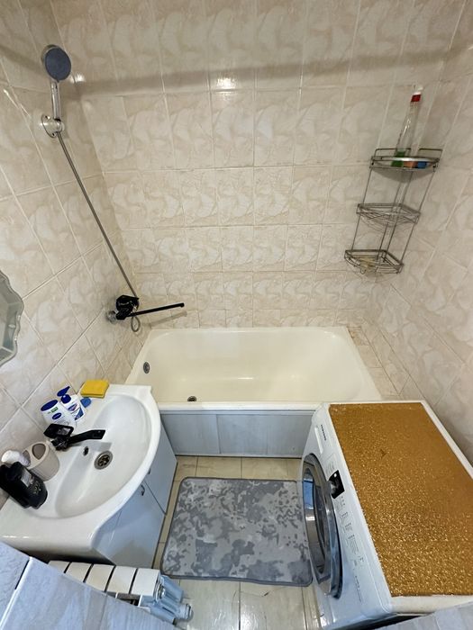 Центр, Толебаева 20