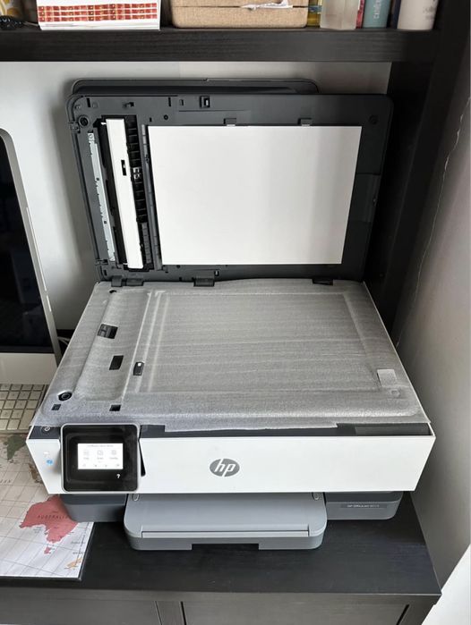 Imprimanta HP OfficeJet 8014