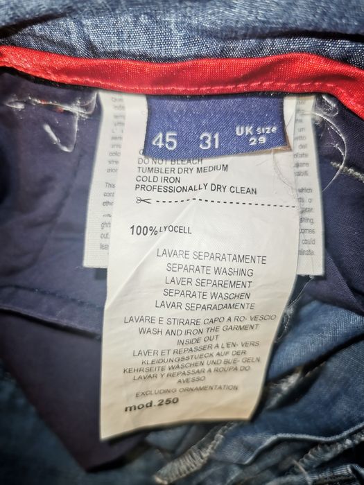 Jeans Trussardi dama, ca noi, subtiri, lyocell, mar. 29 (80 cm.talie)