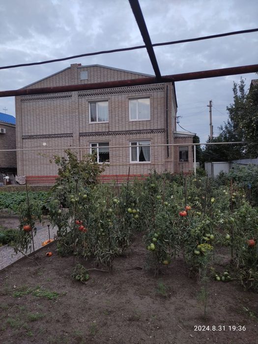 Продам коттедж 6мкрн