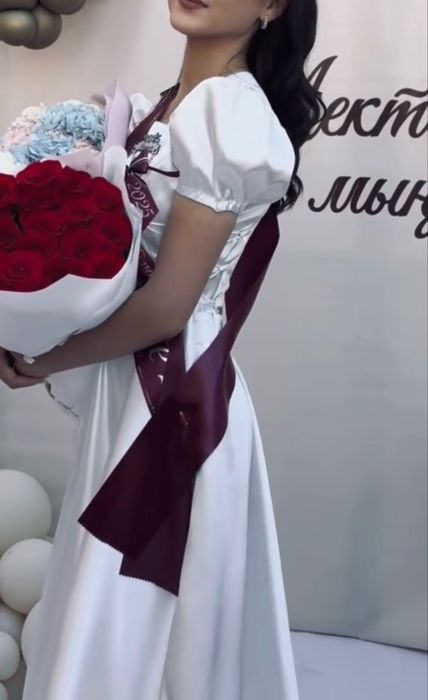 Платье на выпускной 25 мая