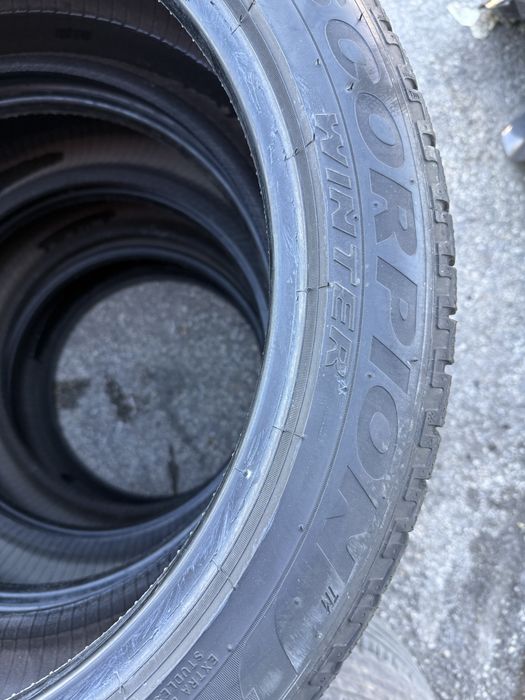 Зимни гуми Пирели 245 45 20 ц