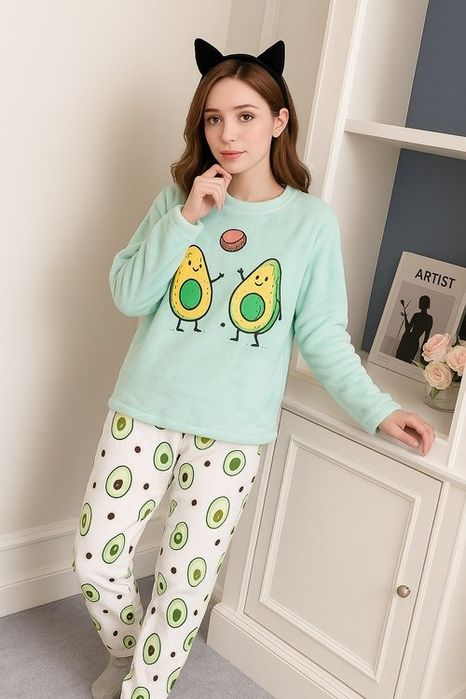 Распродажа плюшевых пижам