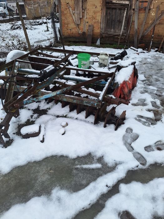 Tractor U650 cu diverse la pachet sau separat