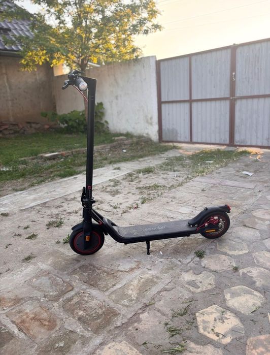 Trotinetă electrică