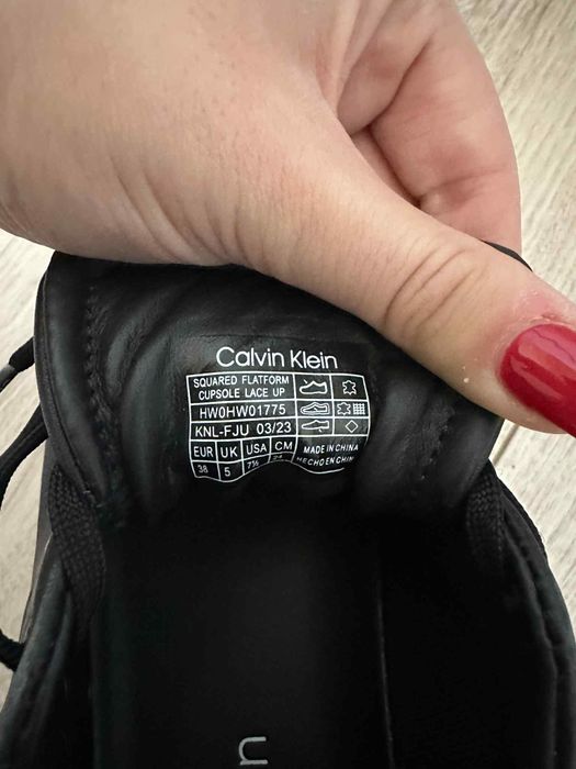 Обувки Calvin Klein